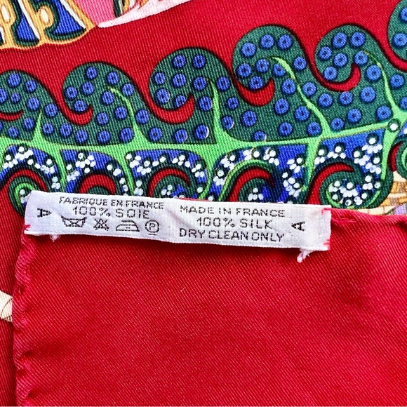 Hermes Vintage 1992 Nautical 'Grands Fonds' Silk Carré Scarf Crimson - Picture 6 of 13